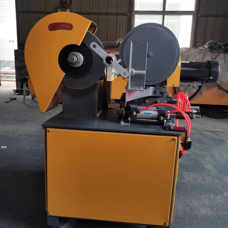 Flexible fire sprinkler hose polishing machine