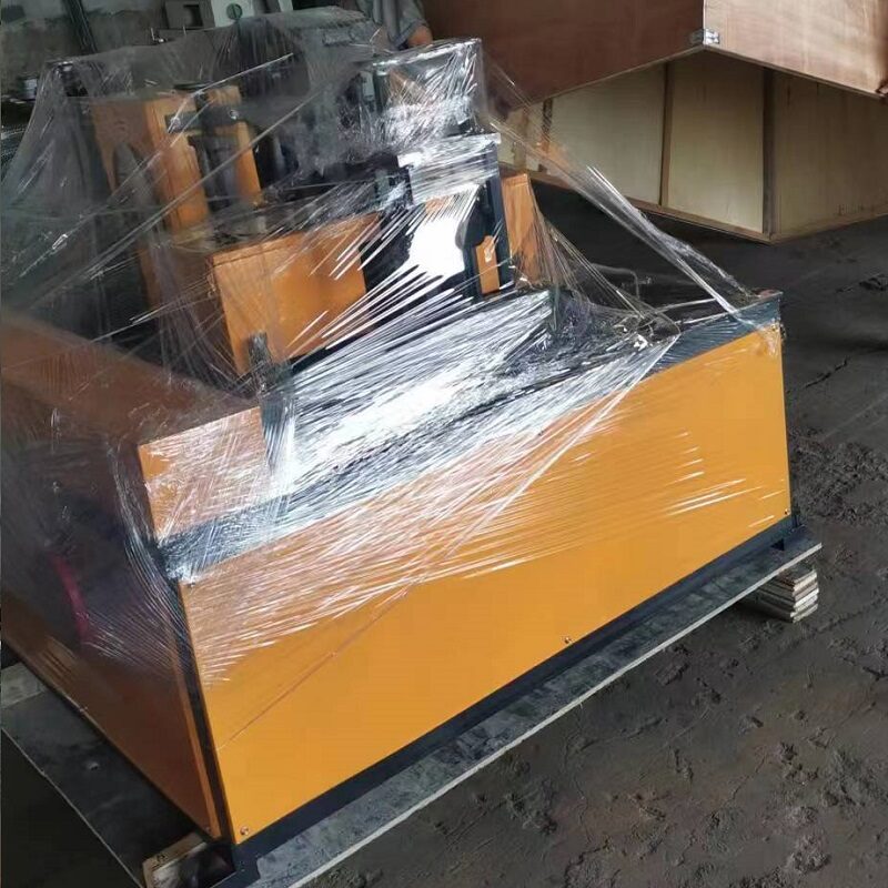U-channel steel polishing machine