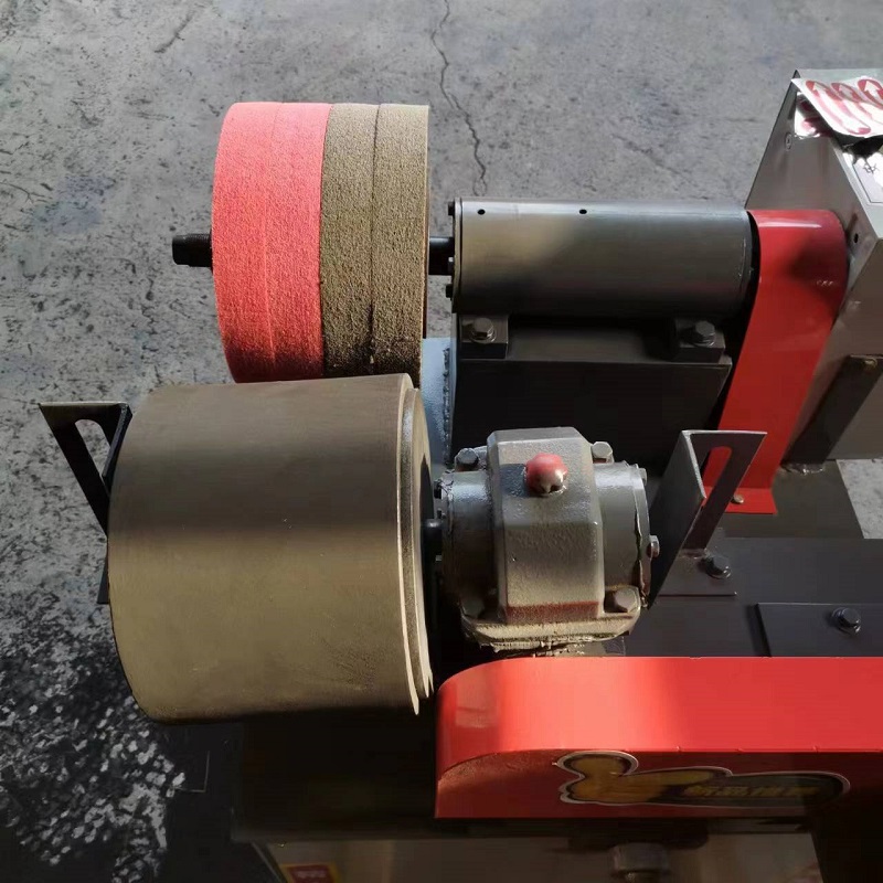 Automatic feeding wide abrasive wheel polishing machine
