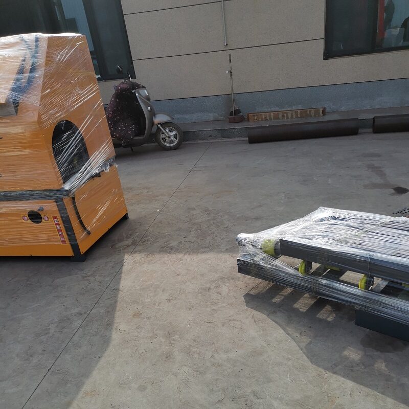 Fire groove pipe polishing machine